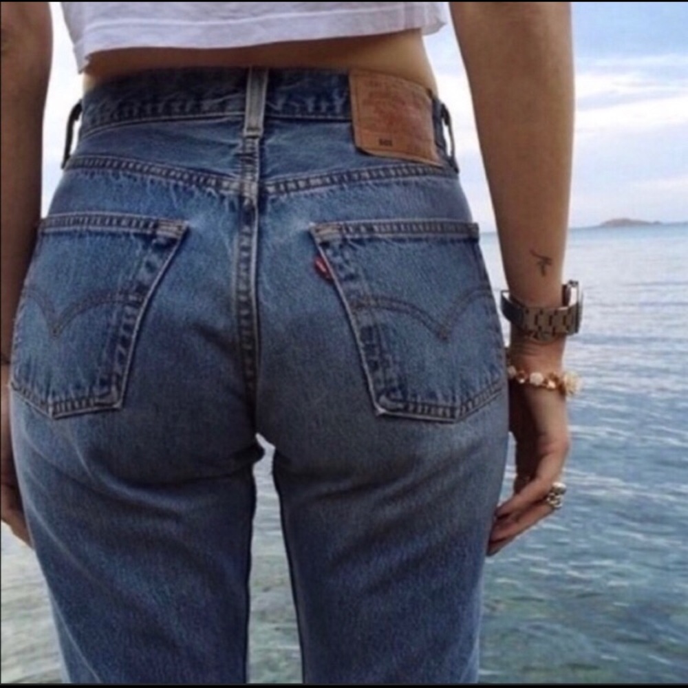 Levi’s | High Waisted Jeans